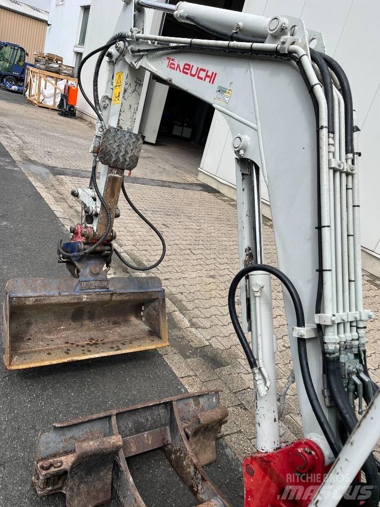 Takeuchi TB 219 A Minigravere <7t
