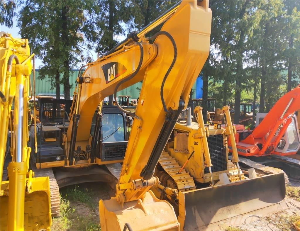 CAT 325C Beltegraver