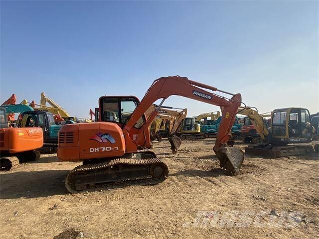 Doosan DH70-7 Beltegraver