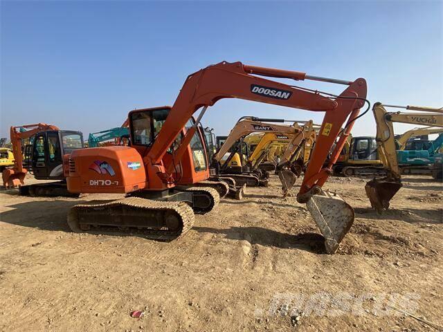 Doosan DH70-7 Beltegraver