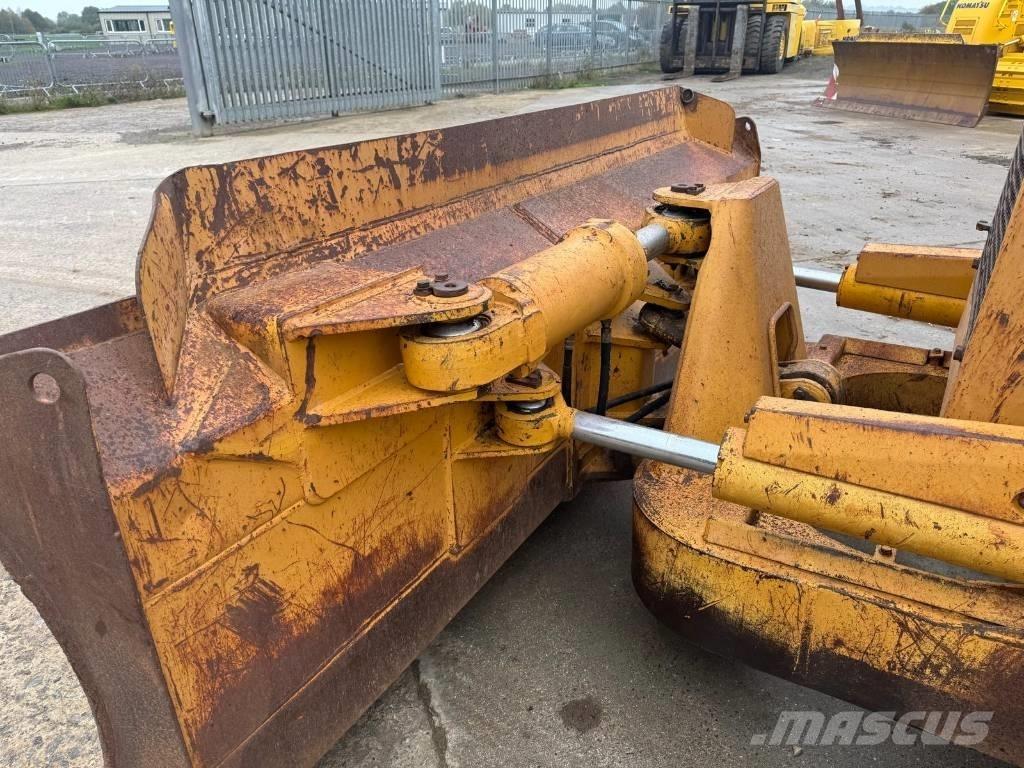 Komatsu D 58 E-1 Dozere Beltegående