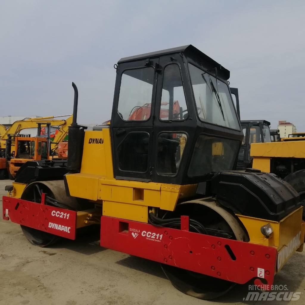 Dynapac CC 211 Tandem Valser