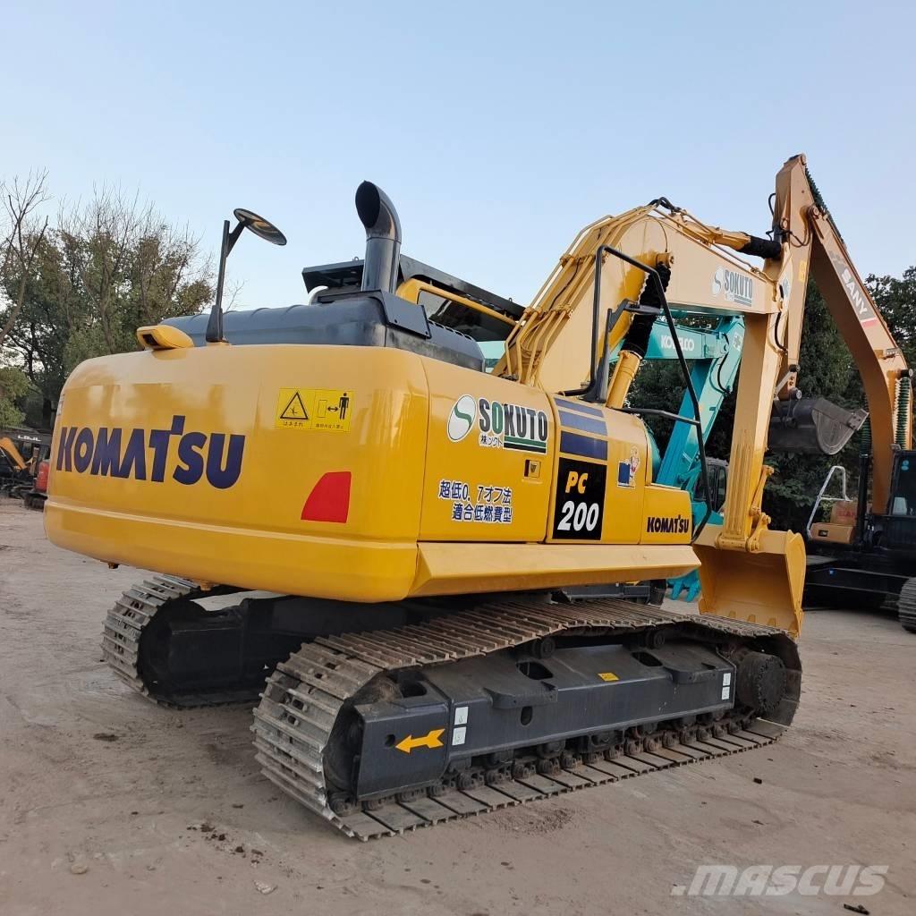 Komatsu PC 200 Beltegraver