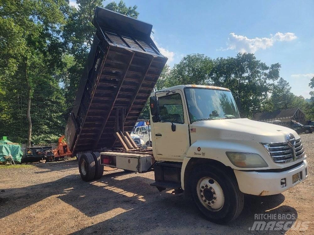 Hino 268 Tippbil