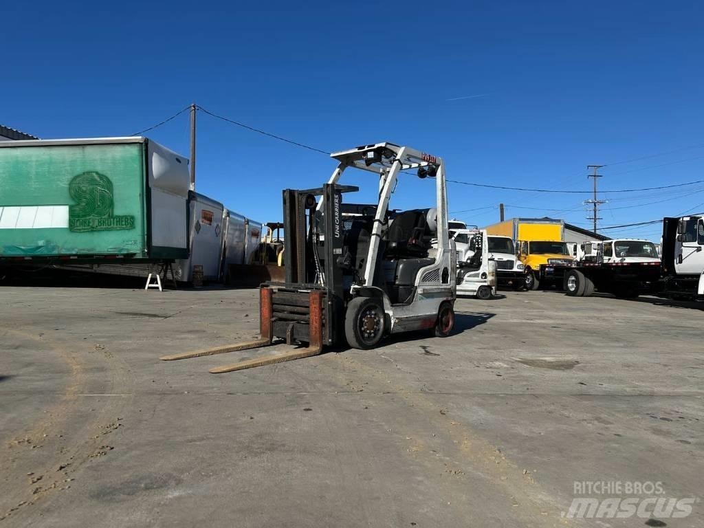 Nissan MCP1 Gaffeltrucker - Annet