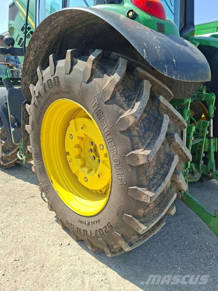 John Deere 6110M Traktorer