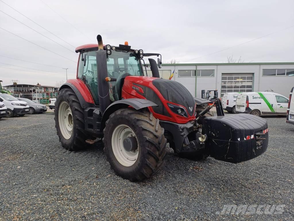 Valtra T 234 Traktorer