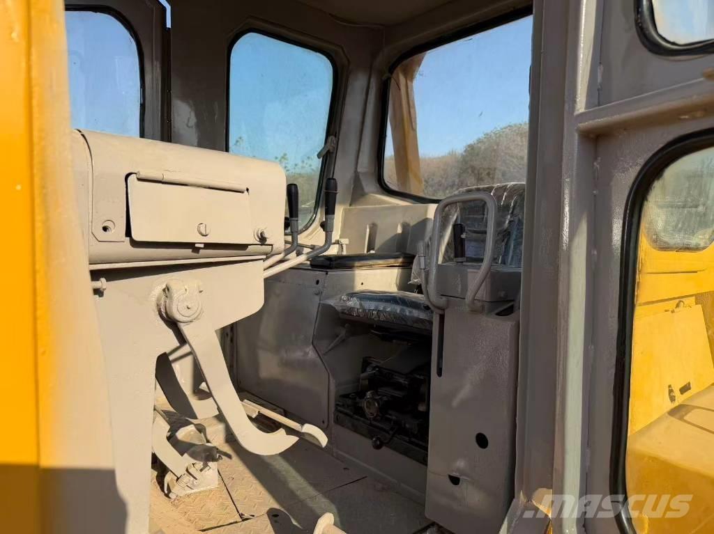 CAT D8K Dozere Beltegående