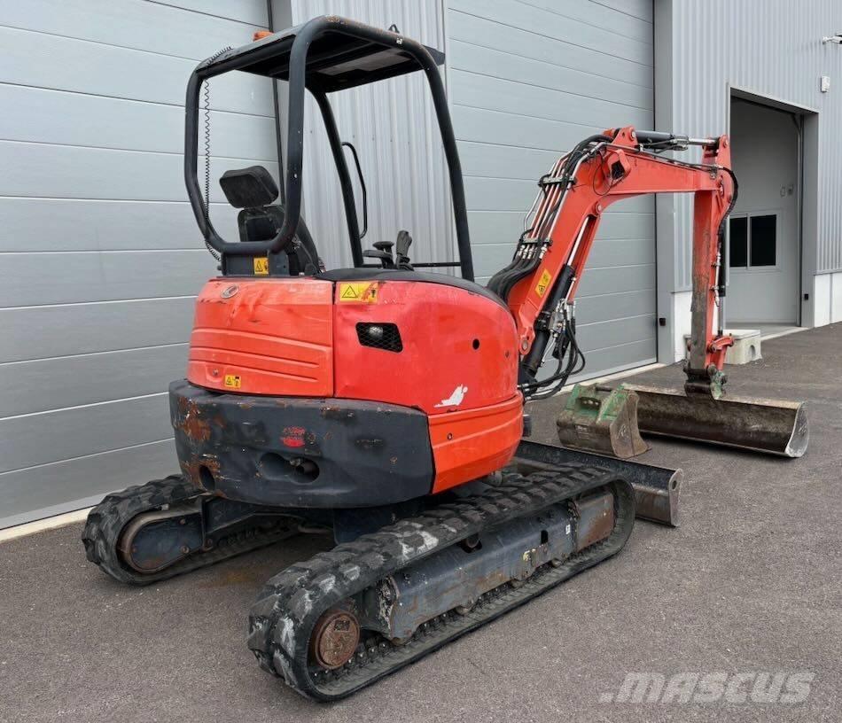 Kubota U 35-3 Minigravere <7t