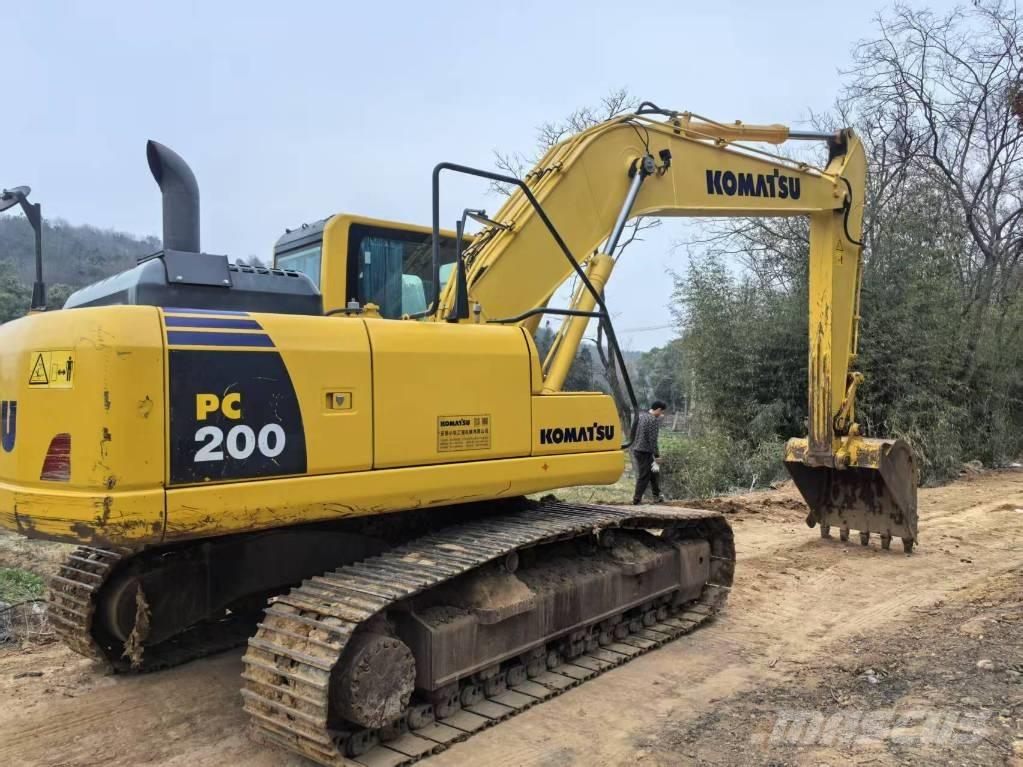 Komatsu PC 200-8 Midigravere 7 - 12t