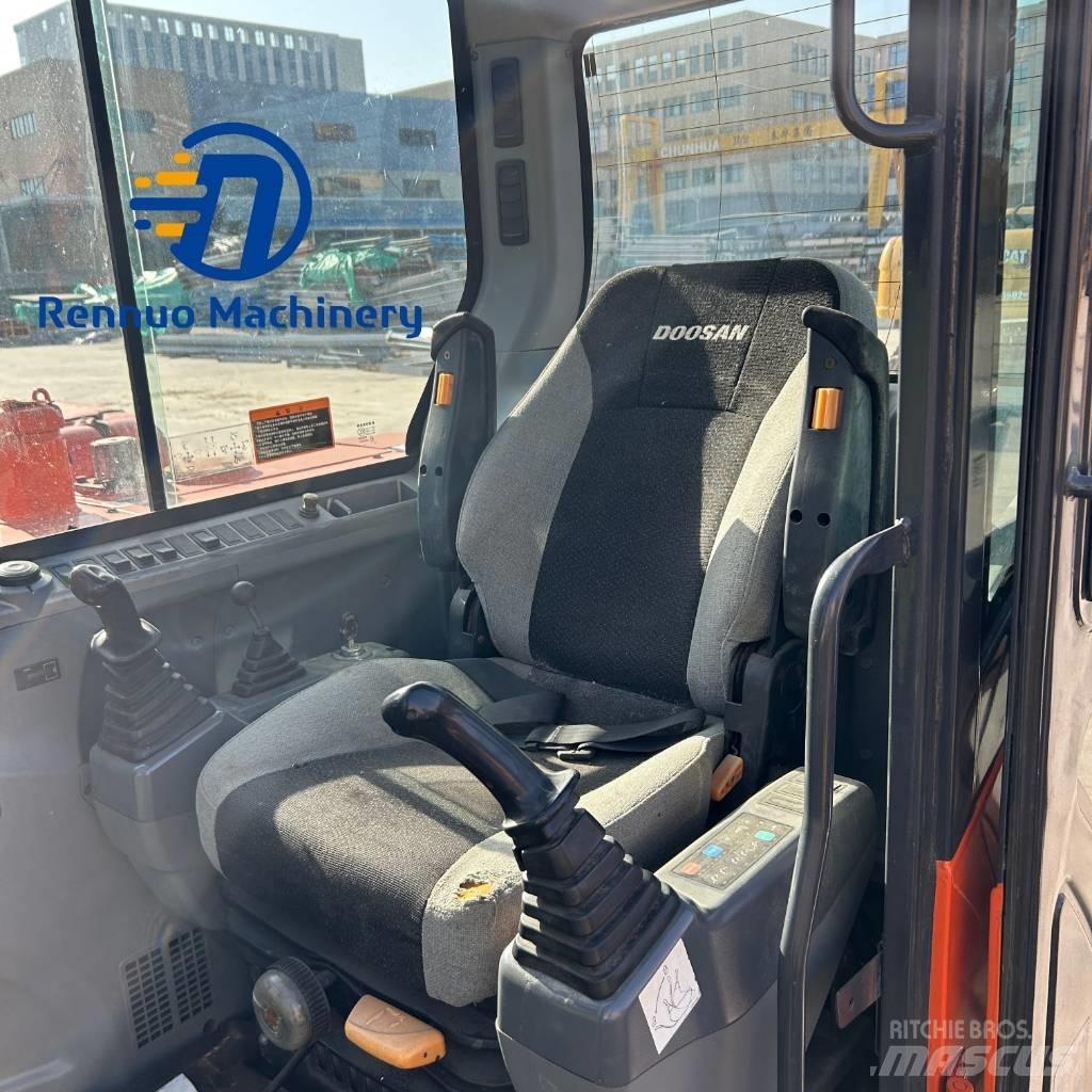 Doosan DX 60 Beltegraver