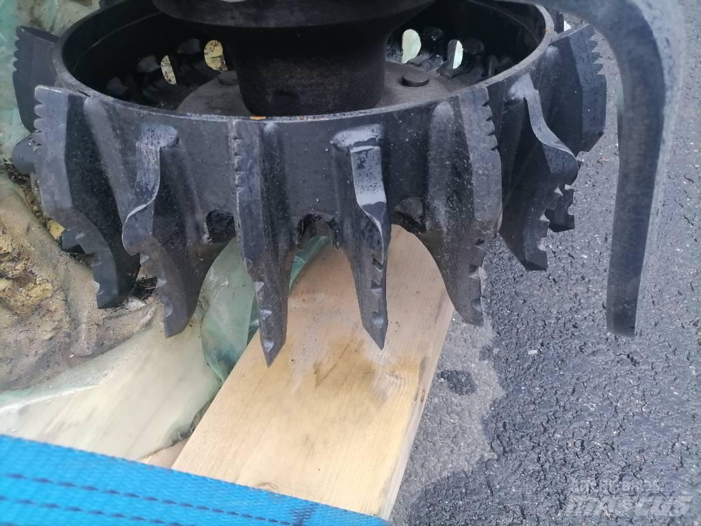 Komatsu C 124 Hogstmaskiner