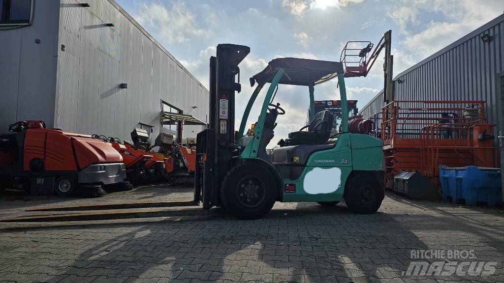 Mitsubishi FG 35 N Propan trucker