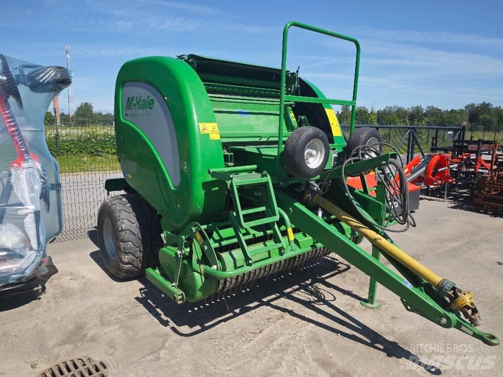 McHale F 5500 Rundballepresser