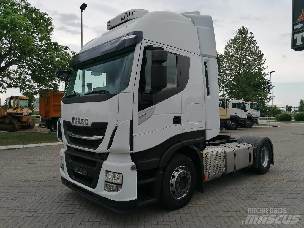 Iveco AS440ST/P Trekkvogner