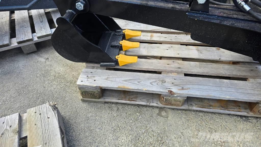  Grävarm Avant bobcat Kompaktlastere