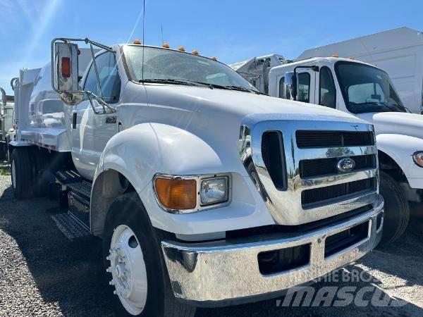 Ford F 750 Renovasjonsbil