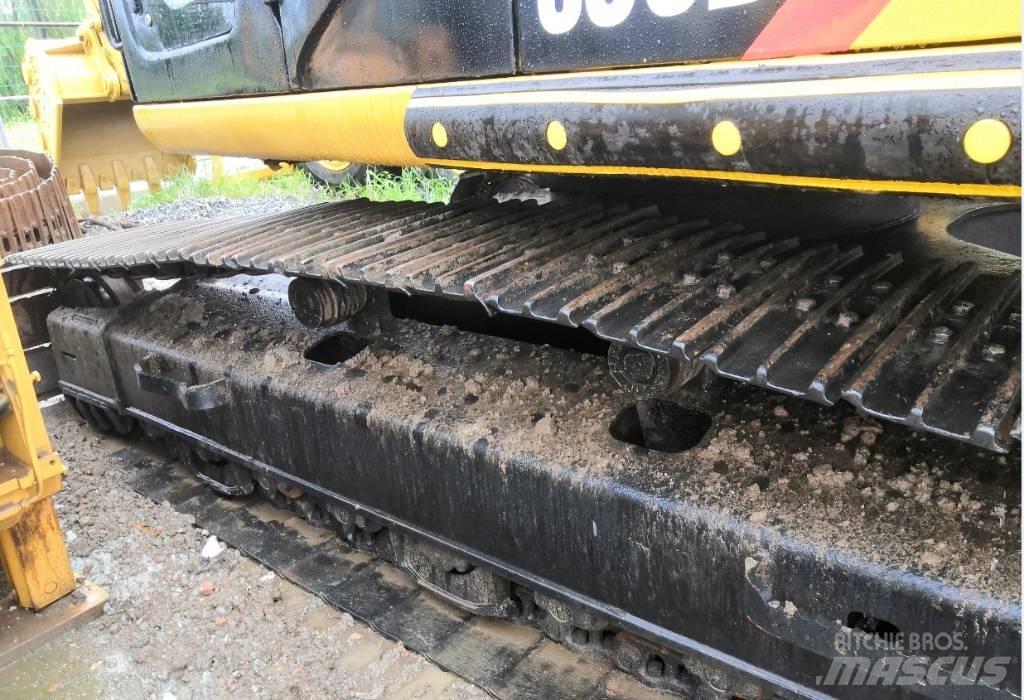 CAT 330 D Beltegraver