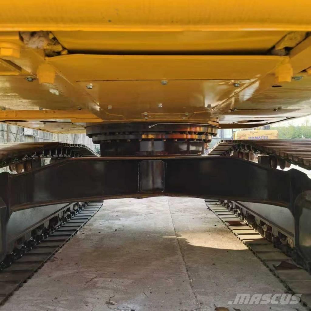 Komatsu PC 200-8 Beltegraver