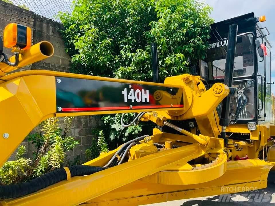 CAT 140h Veihøvler