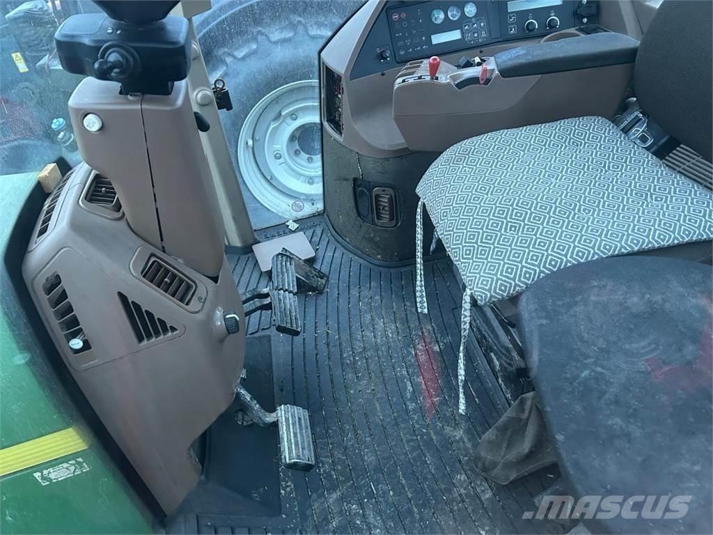 John Deere 8100 Traktorer