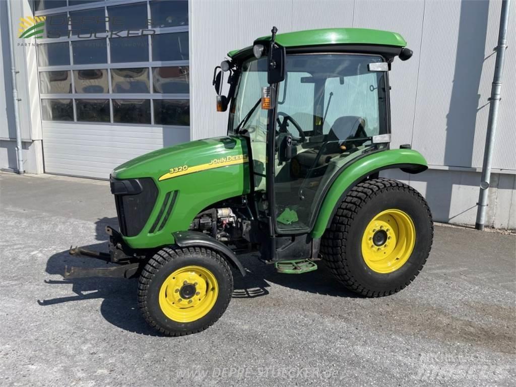 John Deere 3320 Kompakttraktorer