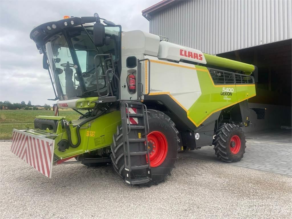 CLAAS Lexion 5400 Skurtreskere