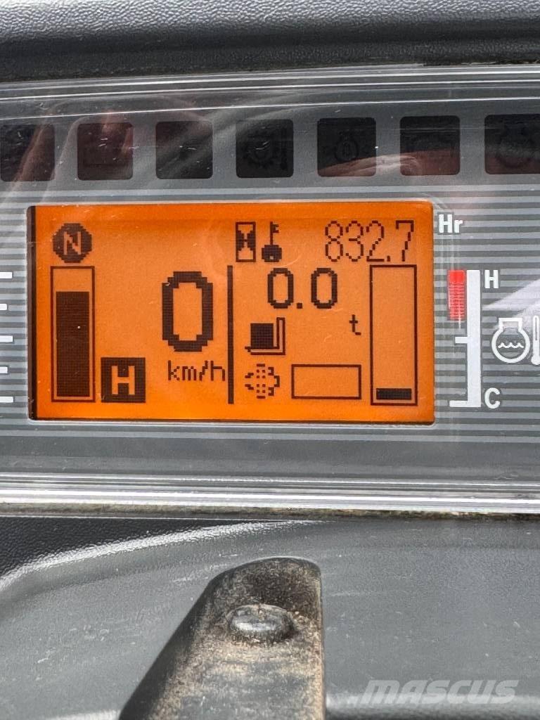 Mitsubishi FD 25 N3 Diesel Trucker