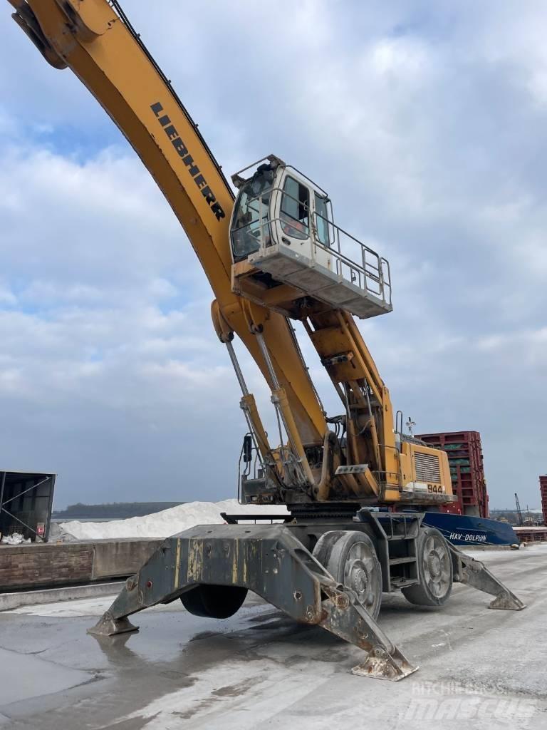 Liebherr A 944 C HD Gravemaskiner for avfallshåndtering