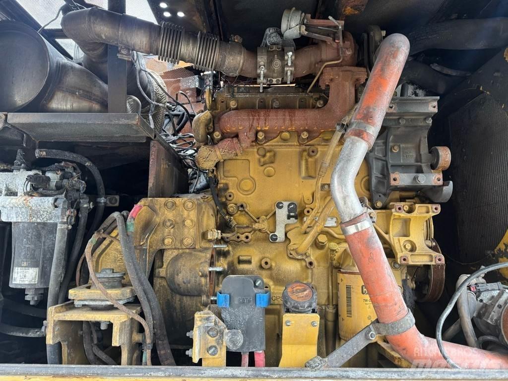 CAT M316 F Spesialtilpassede gravemaskiner