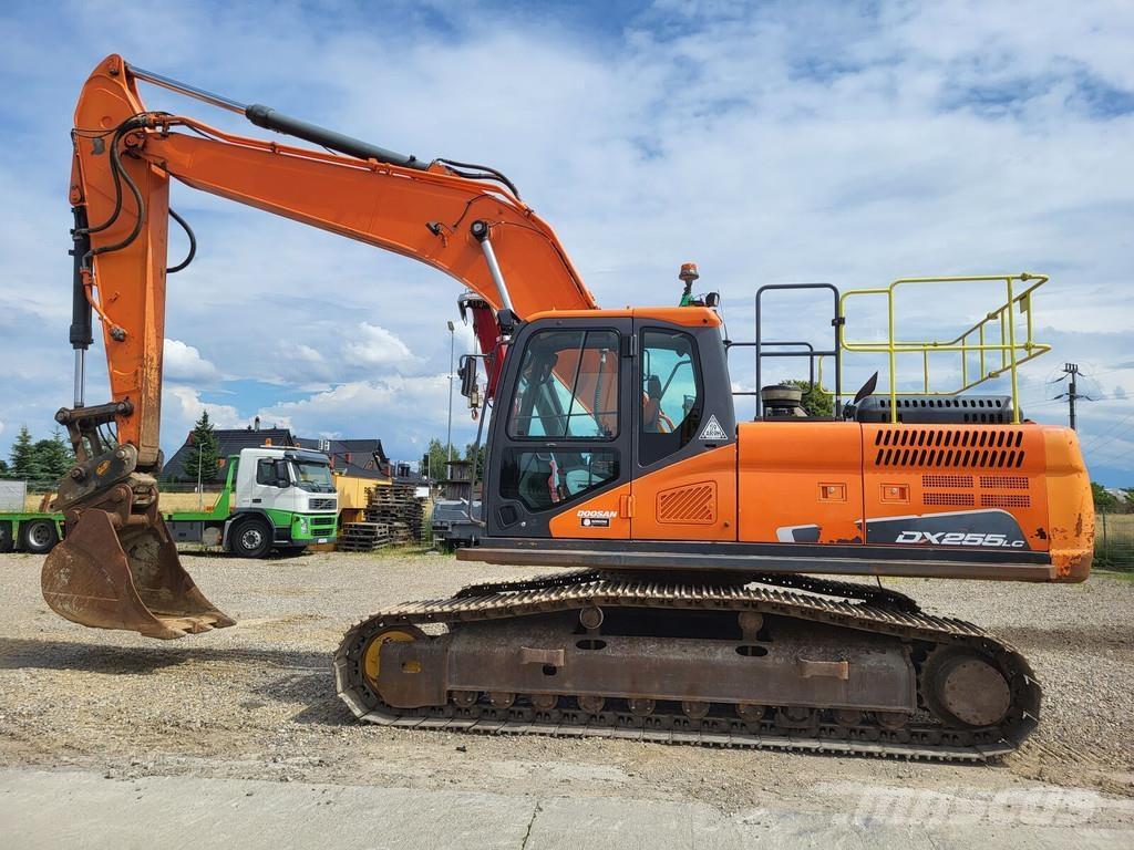 Doosan DX255LC-5 Beltegraver
