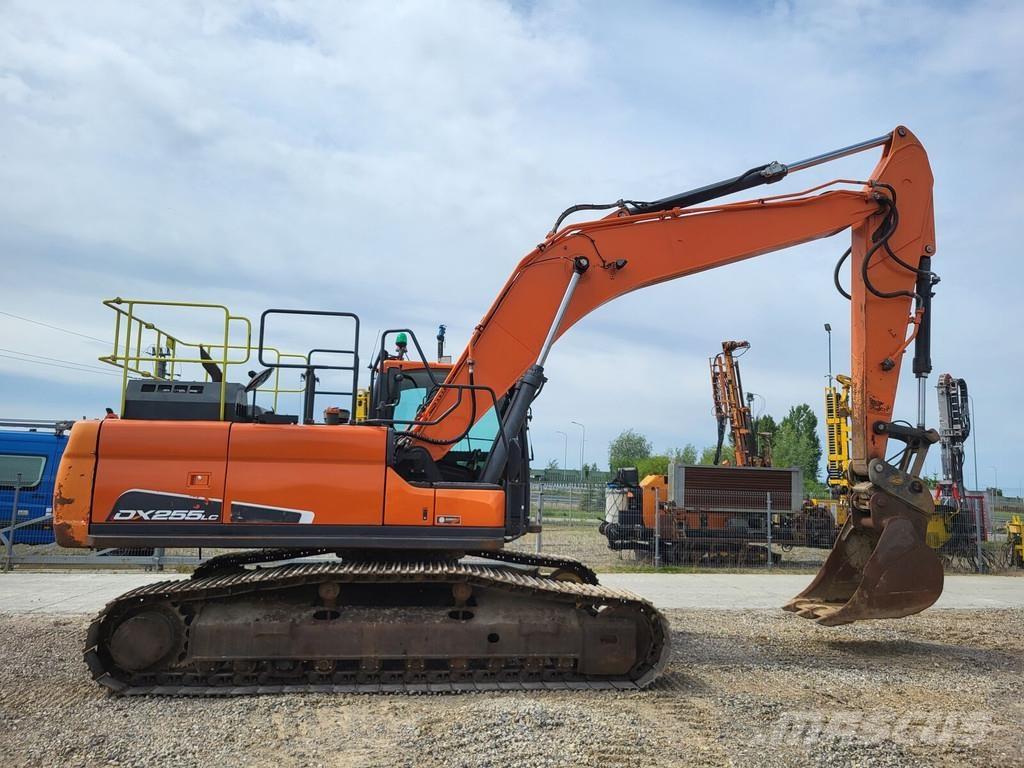 Doosan DX255LC-5 Beltegraver