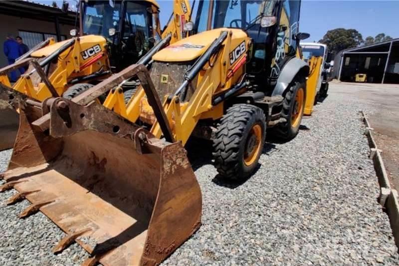 JCB 3CX 4X4 Traktorgravere