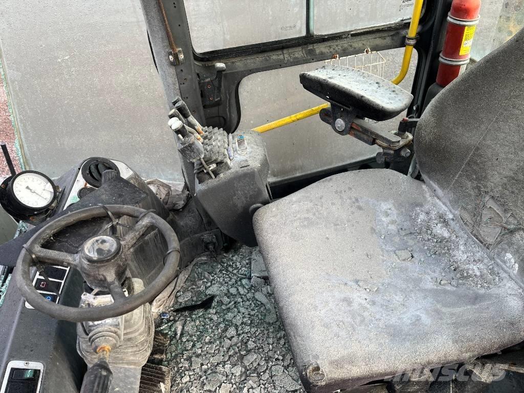 Kalmar DCE 100-6 Diesel Trucker