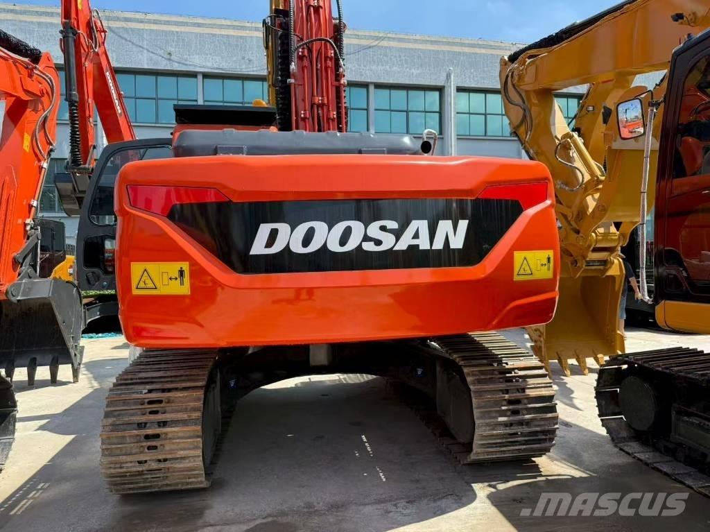 Doosan DX 225 Beltegraver