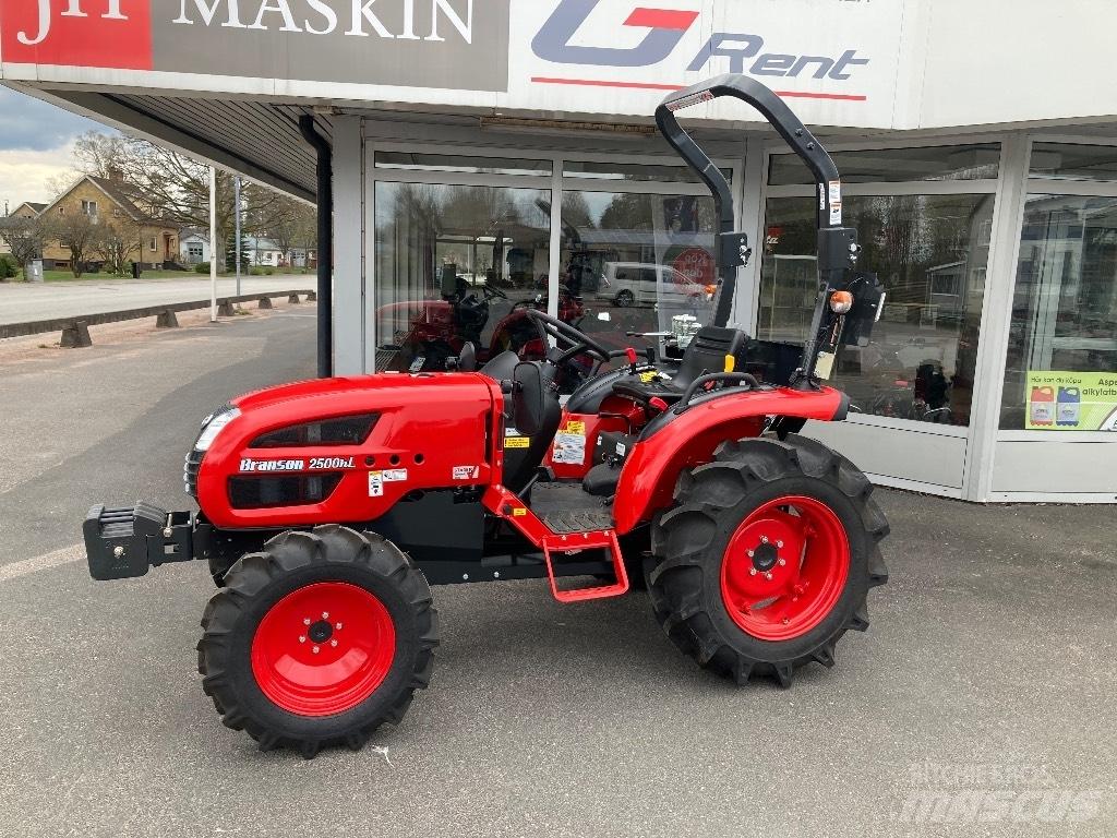 Branson 2500h Traktorer