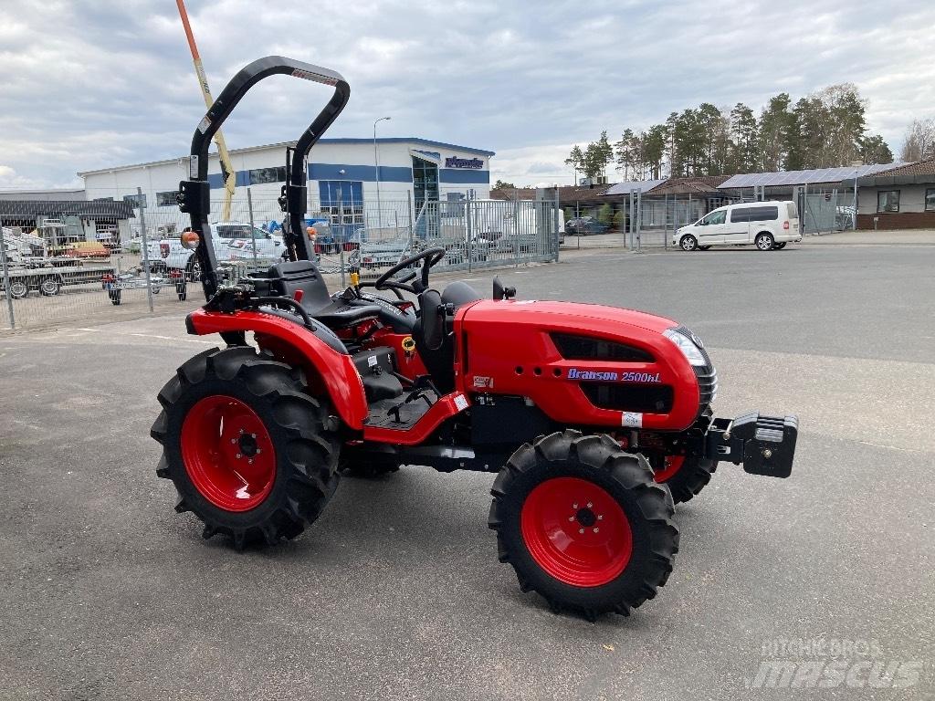 Branson 2500h Traktorer