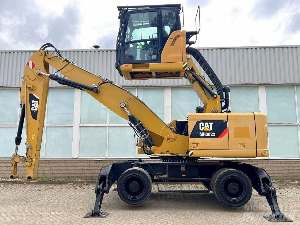 CAT MH3022  2015   CE Gravemaskiner for avfallshåndtering