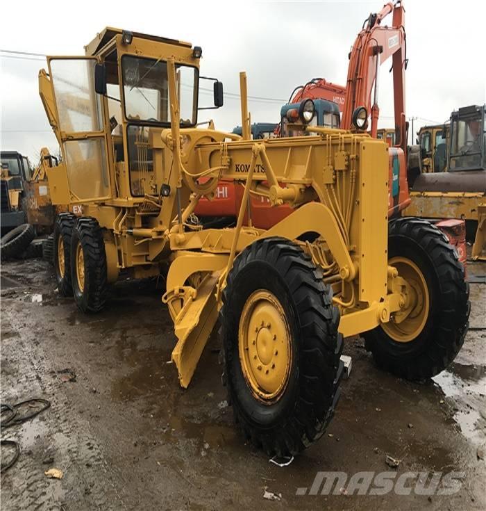 Komatsu GD 661 Veihøvler