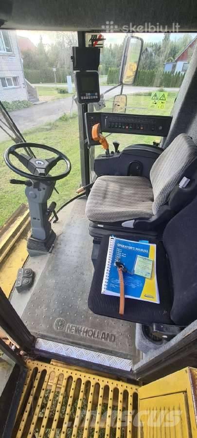 New Holland TX 64 Skurtreskere