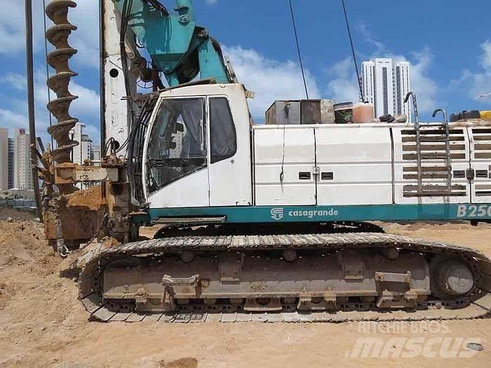 Casagrande B250 Borerigger