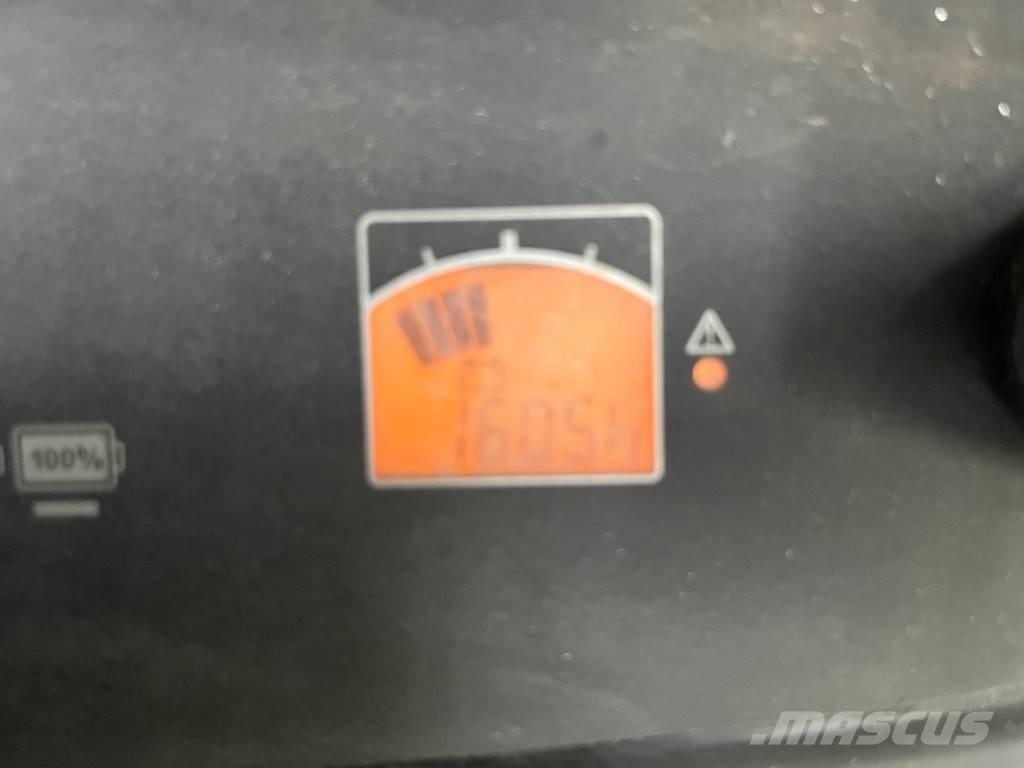 CAT NSP16N2 Ledetrucker