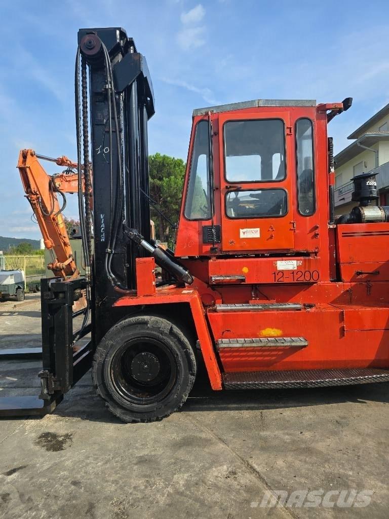 Kalmar DC 12-1200 Diesel Trucker