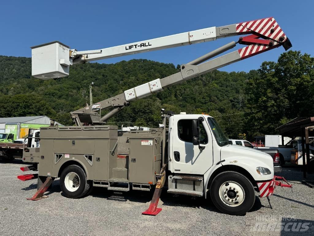 Freightliner M2 Bilmontert lift