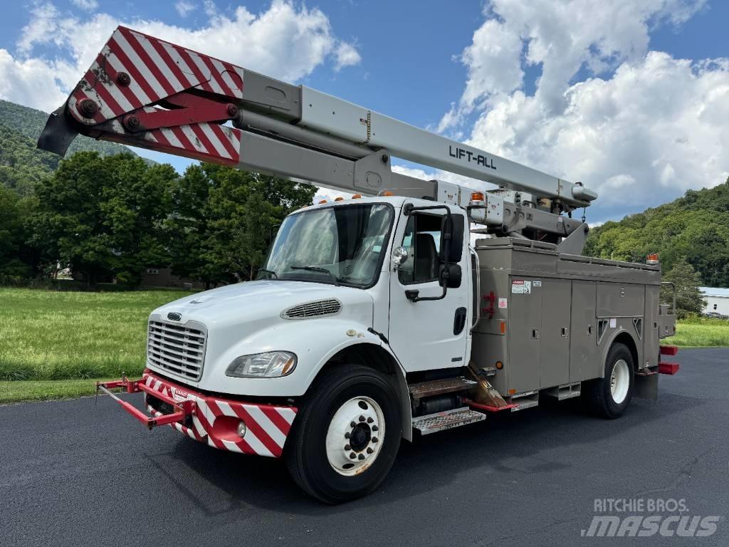 Freightliner M2 Bilmontert lift