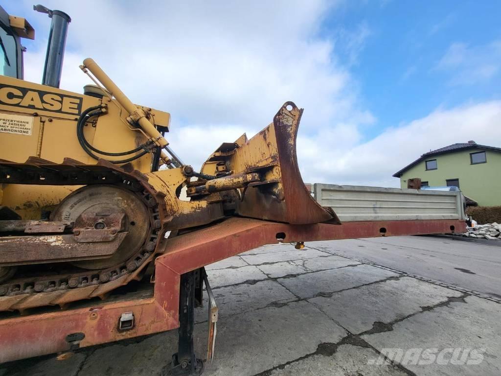 CASE 1550 E Dozere Beltegående