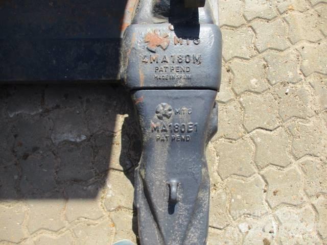 Klepp Mek 4400 Liter Skuffer