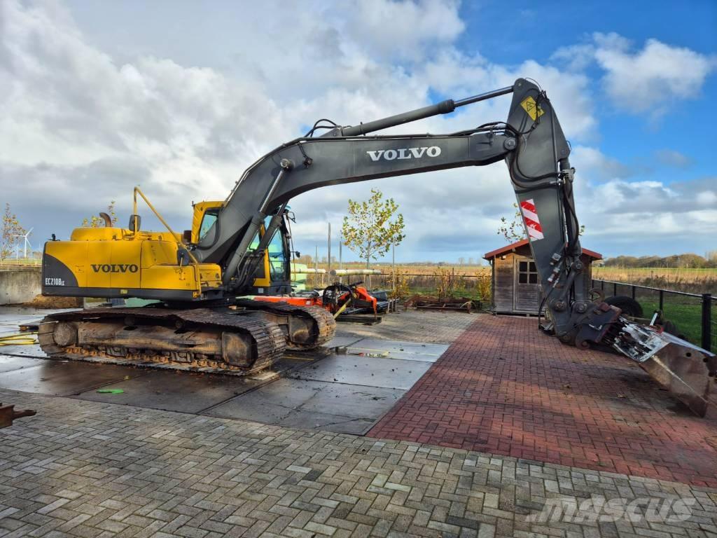 Volvo EC 210 B LC Beltegraver