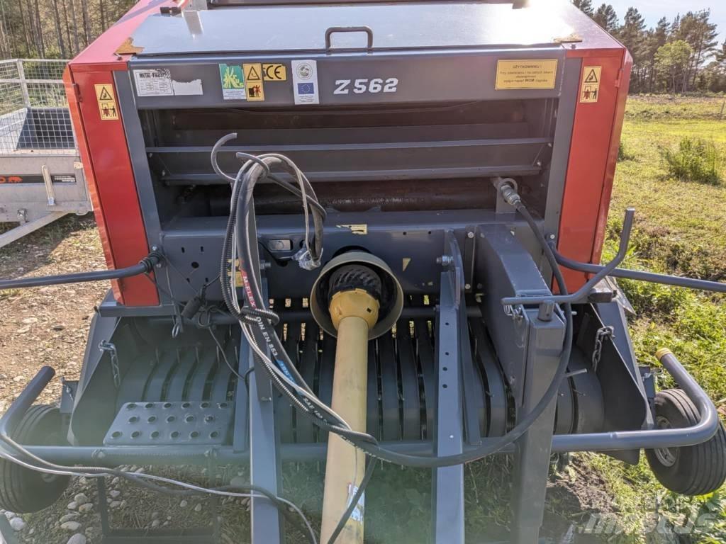 Metal-Fach Z562 Rundballepresser