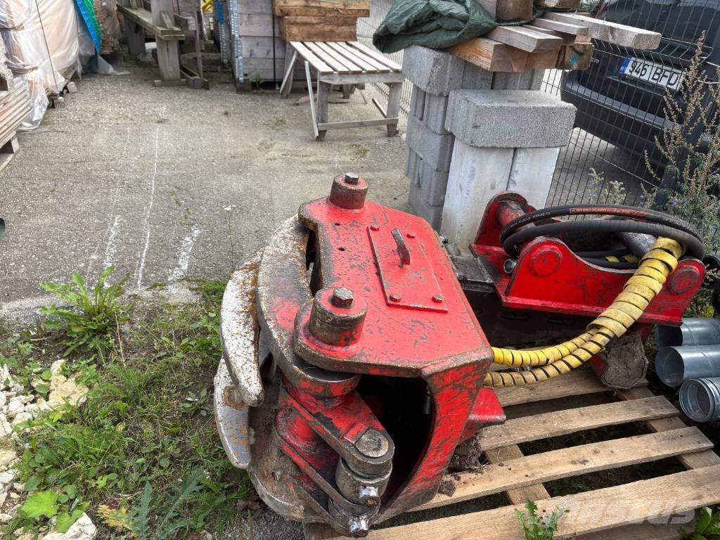 Hyundai HX 235 ALCR Beltegraver